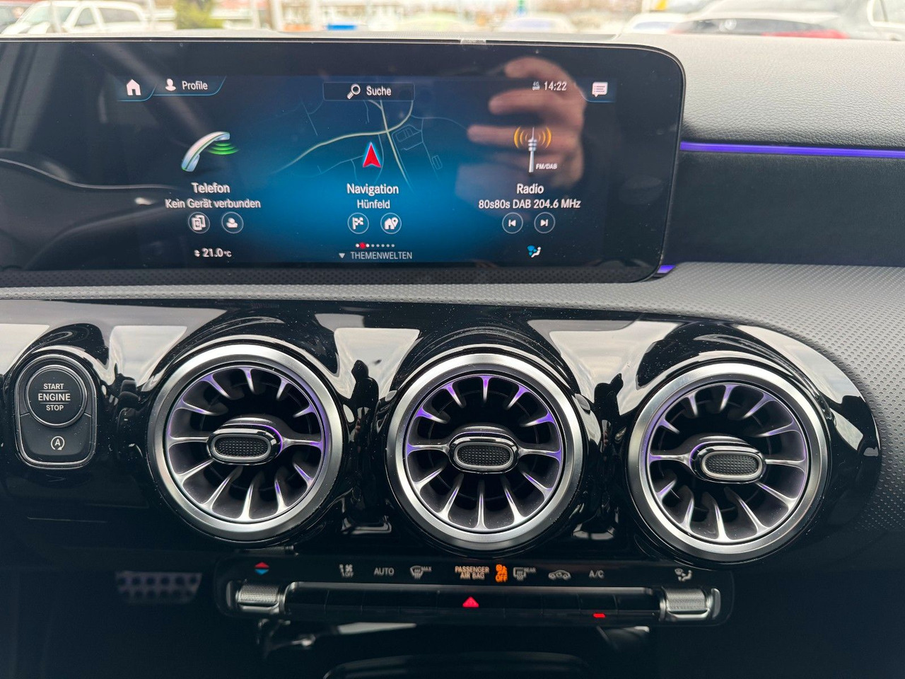 Седан Mercedes-Benz A 200 AMG 19"+Ambiente+R-Kamera+Pano+LED+MBUX: фото 19 Седан Mercedes-Benz A 200 AMG 19"+Ambiente+R-Kamera+Pano+LED+MBUX: фото 19