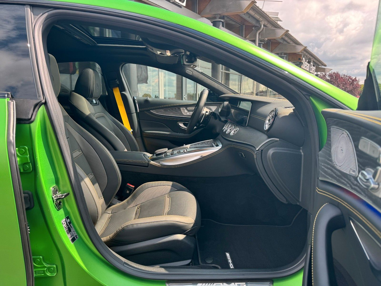 Mercedes-Benz AMG GT S AirM+Burm+Standh+HUD+360+VOLL - Купе: фото 5 Mercedes-Benz AMG GT S AirM+Burm+Standh+HUD+360+VOLL - Купе: фото 5