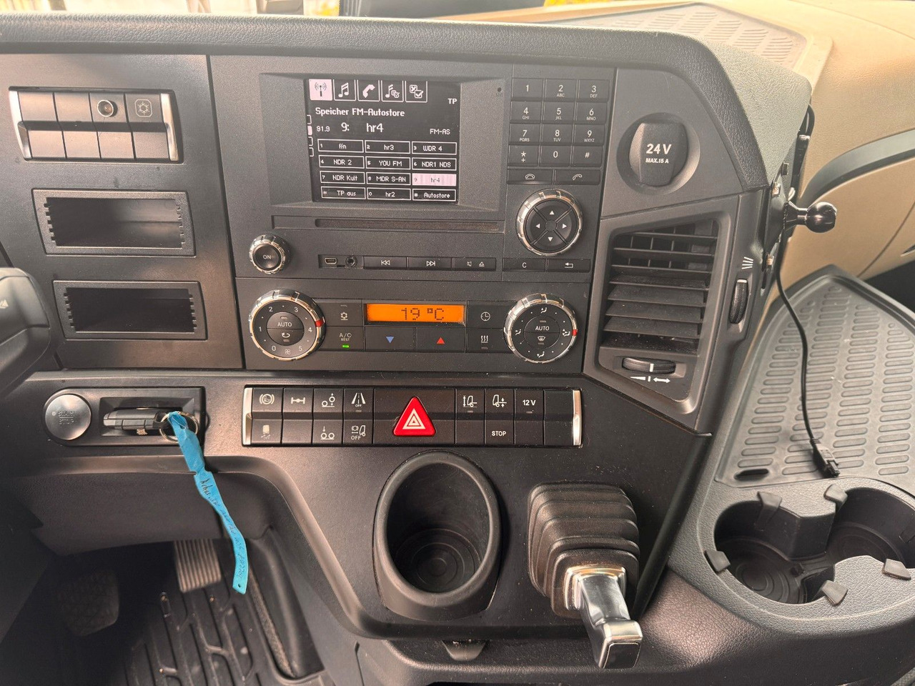 Тентованный грузовик Mercedes-Benz Actros 2542 LnR 6x2 Retarder Standklima: фото 13