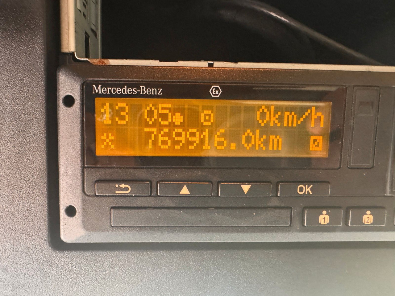 Тентованный грузовик Mercedes-Benz Actros 2542 LnR 6x2 Retarder Standklima: фото 17