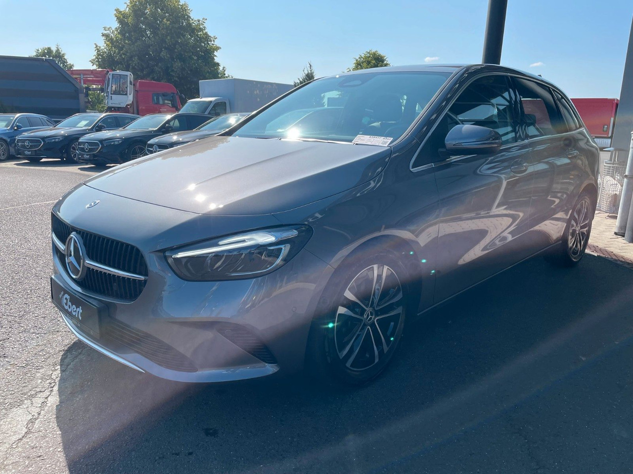 Mercedes-Benz B 200 d Progressive R-Kamera+Carplay+El.Heckklap - Универсал: фото 2 Mercedes-Benz B 200 d Progressive R-Kamera+Carplay+El.Heckklap - Универсал: фото 2