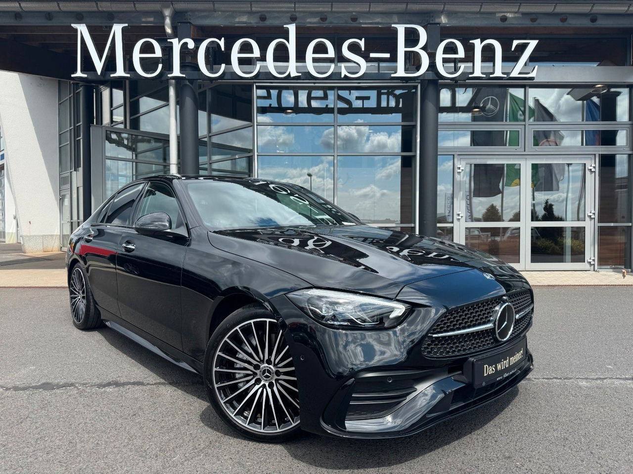 Mercedes-Benz C 300 AMG+DistrPlus+360+SportfahrW+Night+19Zoll - Седан: фото 1 Mercedes-Benz C 300 AMG+DistrPlus+360+SportfahrW+Night+19Zoll - Седан: фото 1