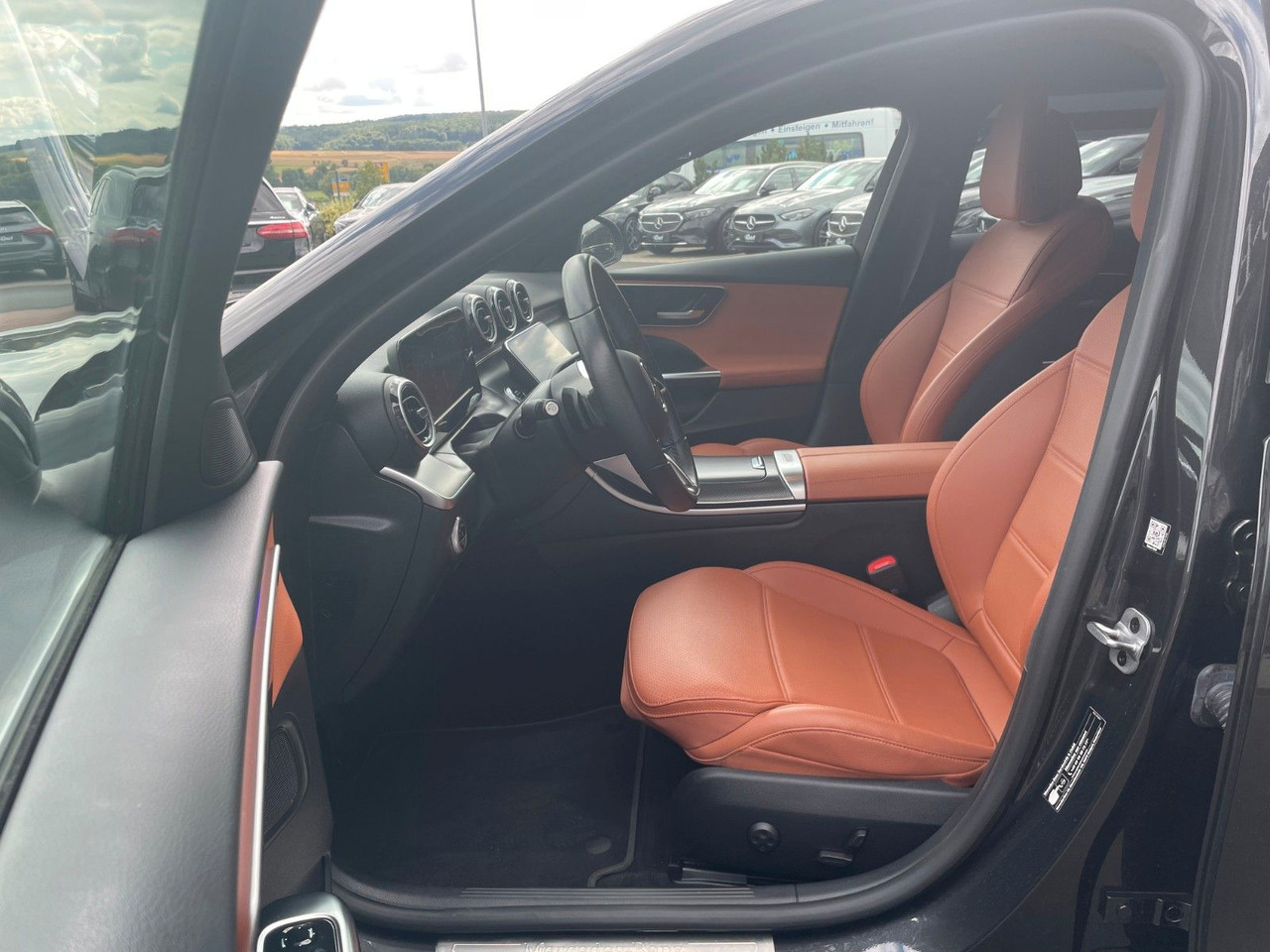 Mercedes-Benz C 300 e T AVANTGARDE R-Kamera+TOTW+Carplay - Универсал: фото 1 Mercedes-Benz C 300 e T AVANTGARDE R-Kamera+TOTW+Carplay - Универсал: фото 1