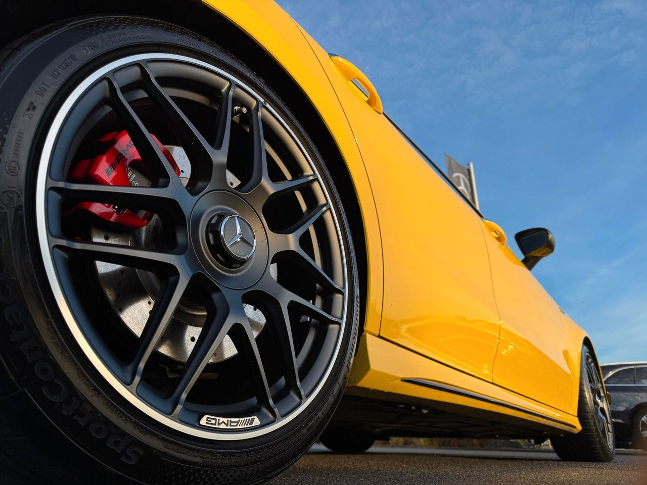 Mercedes-Benz CLA 45 AMG+Aerodynamic+Pano+Burm+Multikontur+ - Купе: фото 5 Mercedes-Benz CLA 45 AMG+Aerodynamic+Pano+Burm+Multikontur+ - Купе: фото 5