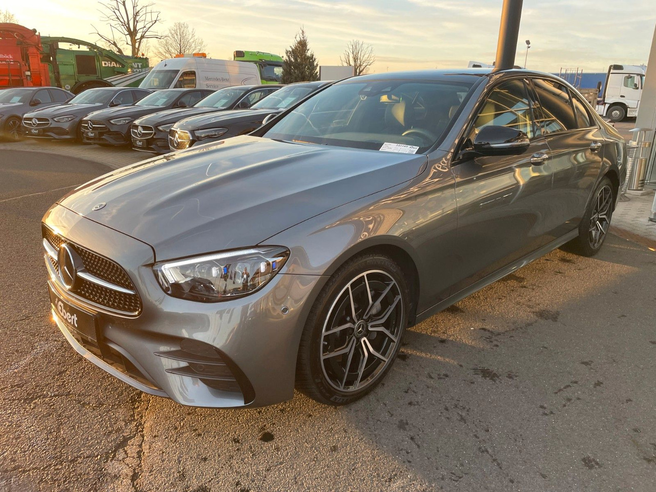 Mercedes-Benz E 220d AMG+Pano+Burm+Distr+HUD+RFK+MultiB - Седан: фото 2 Mercedes-Benz E 220d AMG+Pano+Burm+Distr+HUD+RFK+MultiB - Седан: фото 2