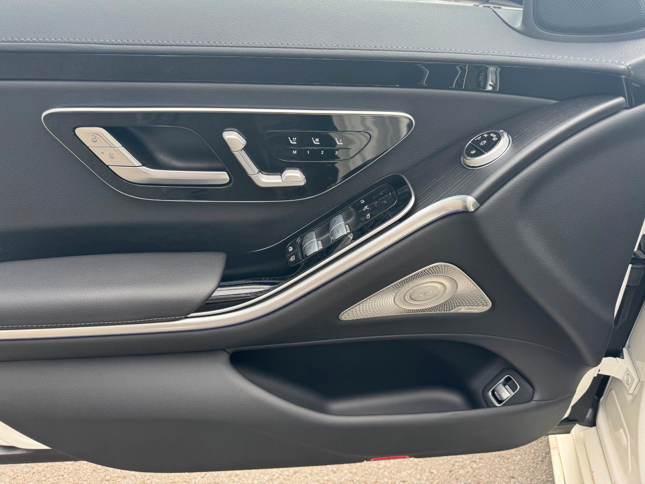 Седан Mercedes-Benz S 400d 4M L AMG+Burm+Airm+Pano+360+uvm.: фото 12