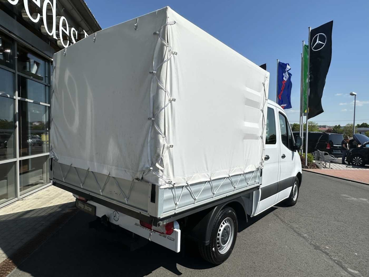 Mercedes-Benz Sprinter 215 CDI DoKa 9G Klima AHK Tempomat SHZ - Тентованный фургон: фото 4 Mercedes-Benz Sprinter 215 CDI DoKa 9G Klima AHK Tempomat SHZ - Тентованный фургон: фото 4