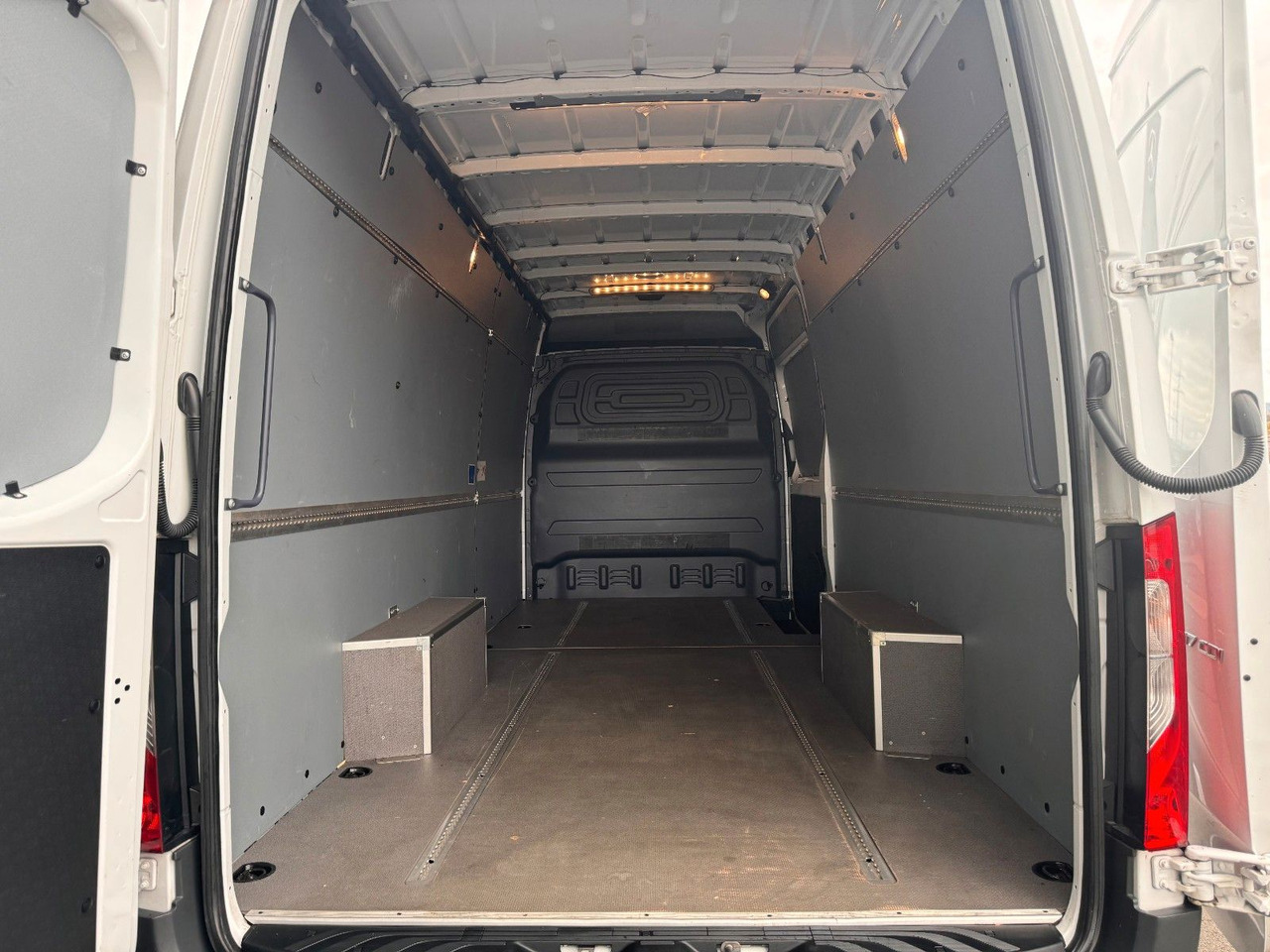 Mercedes-Benz Sprinter 317 CDI 4325 Klima 360 Schwing SHZ - Цельнометаллический фургон: фото 5 Mercedes-Benz Sprinter 317 CDI 4325 Klima 360 Schwing SHZ - Цельнометаллический фургон: фото 5