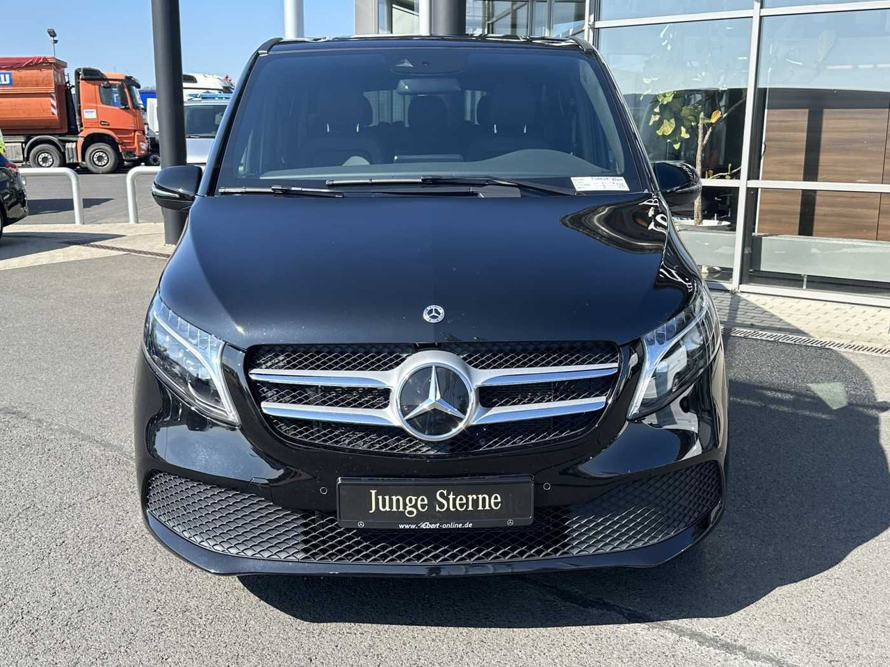 Mercedes-Benz V 250 d EDITION Leder Kamera ILS 7Sitze - Легковой автомобиль: фото 2 Mercedes-Benz V 250 d EDITION Leder Kamera ILS 7Sitze - Легковой автомобиль: фото 2