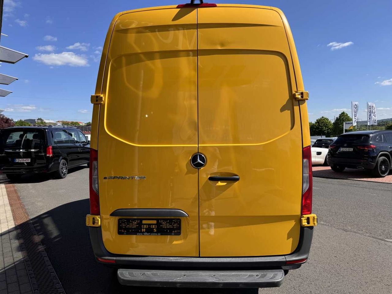 Mercedes-Benz eSprinter 312 KEP-AusbauPaket-Regal Kamera Klima - Цельнометаллический фургон, Электрический фургон: фото 4 Mercedes-Benz eSprinter 312 KEP-AusbauPaket-Regal Kamera Klima - Цельнометаллический фургон, Электрический фургон: фото 4