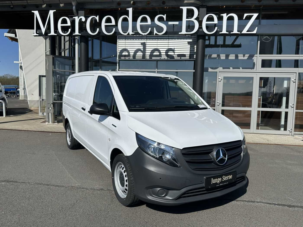 Mercedes-Benz eVito 112 Klima Kamera Audio 30 Sitzheiz Tempom. - Легковой фургон, Электрический фургон: фото 1 Mercedes-Benz eVito 112 Klima Kamera Audio 30 Sitzheiz Tempom. - Легковой фургон, Электрический фургон: фото 1