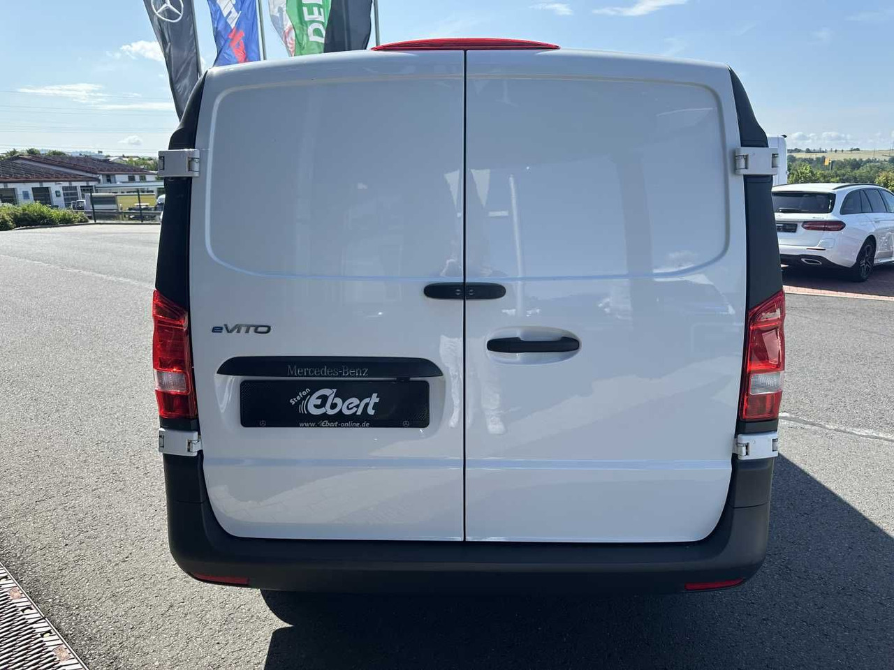 Mercedes-Benz eVito 112 Klima Kamera Navi SHZ Tempomat - Легковой фургон, Электрический фургон: фото 5 Mercedes-Benz eVito 112 Klima Kamera Navi SHZ Tempomat - Легковой фургон, Электрический фургон: фото 5