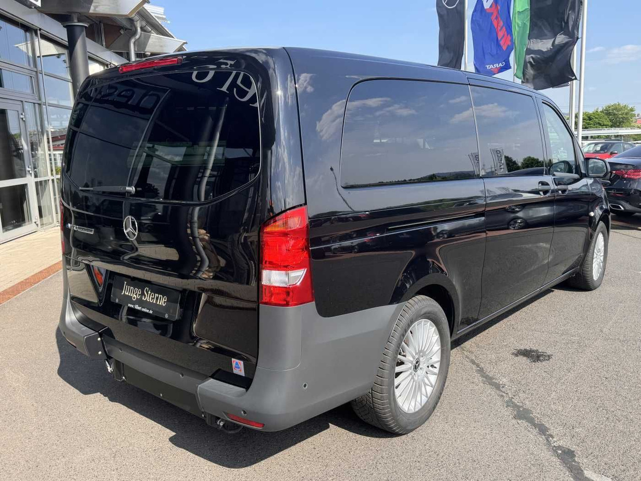 Mercedes-Benz eVito 129 Tourer Behinderten-/Rollstuhlrampe - Легковой автомобиль: фото 5 Mercedes-Benz eVito 129 Tourer Behinderten-/Rollstuhlrampe - Легковой автомобиль: фото 5