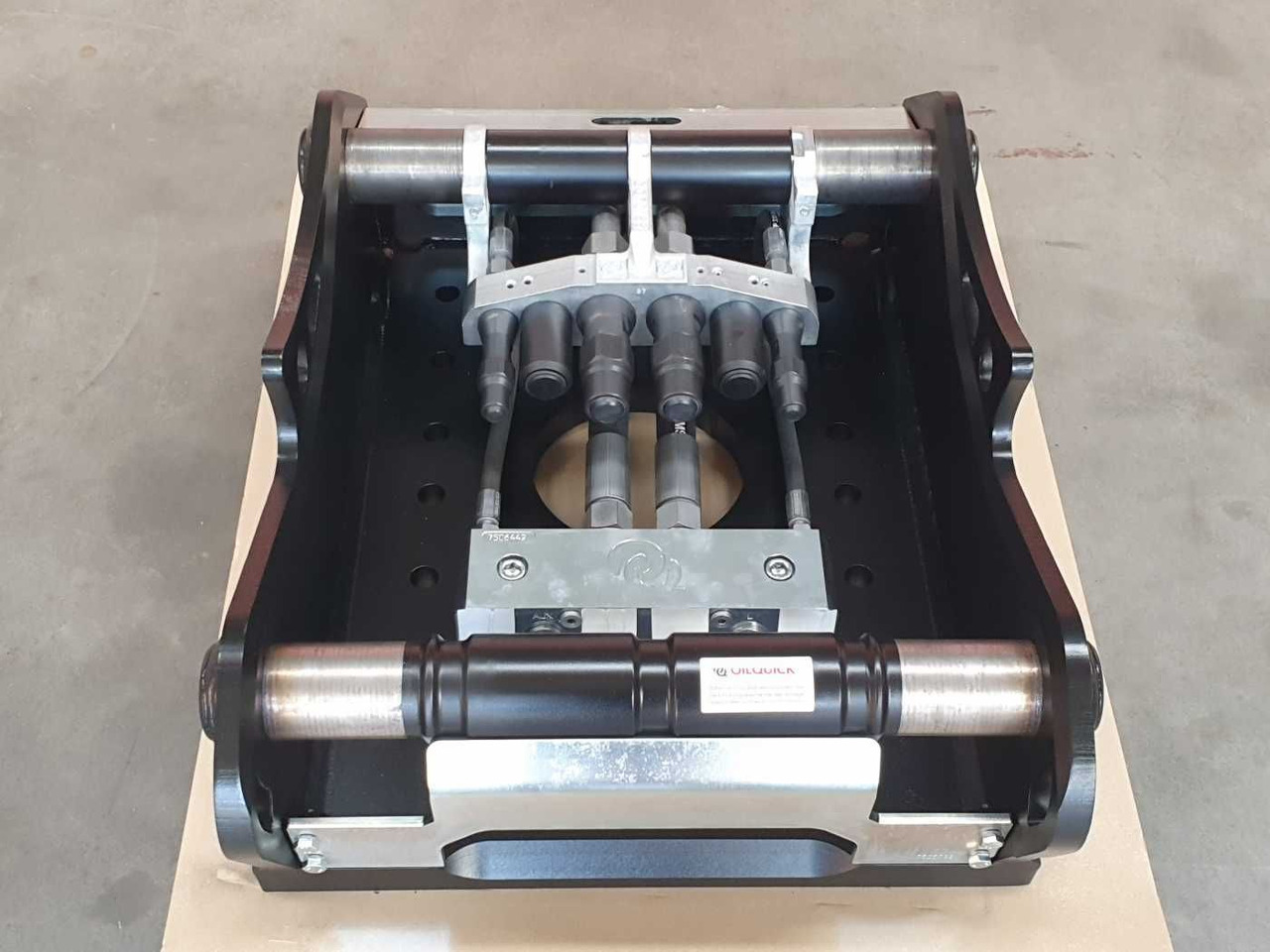 Сцепное устройство OilQuick OQ70/55 Adapterplatte für Westtech NEU: фото 7