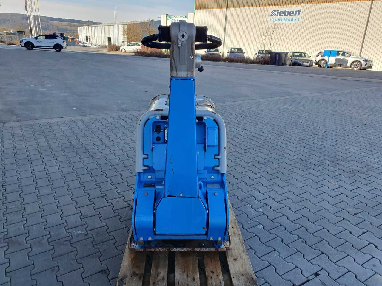 Weber CR 8 Hatz-Diesel 601kg Rüttelplatte 117 h - Виброплита: фото 4 Weber CR 8 Hatz-Diesel 601kg Rüttelplatte 117 h - Виброплита: фото 4