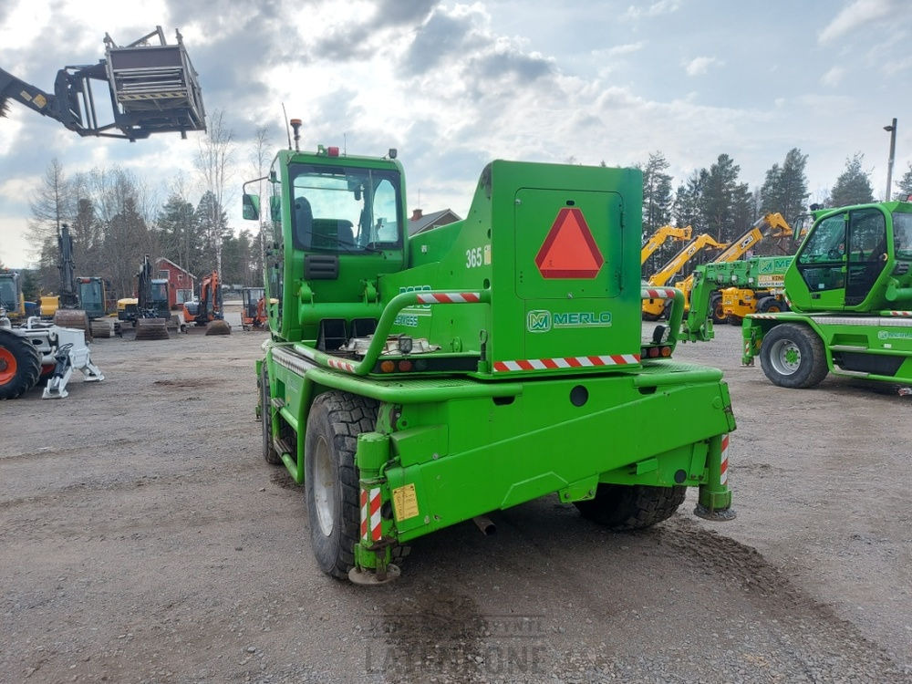 Merlo ROTO 40.25MCSS with basket, remote, jib - Телескопический погрузчик: фото 5 Merlo ROTO 40.25MCSS with basket, remote, jib - Телескопический погрузчик: фото 5