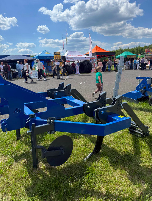 Ad-Rol Subsoiler 2-tine - Глубокорыхлитель: фото 1 Ad-Rol Subsoiler 2-tine - Глубокорыхлитель: фото 1