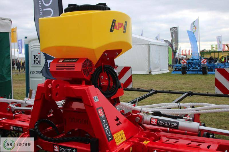 Awemak DRAGON TP 9 hydraulic folding inter-row cultivator - Техника для обработки почвы: фото 4 Awemak DRAGON TP 9 hydraulic folding inter-row cultivator - Техника для обработки почвы: фото 4