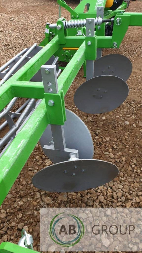 Bomet cultivator Apus U865/10, 1,8 m - Техника для обработки почвы: фото 5 Bomet cultivator Apus U865/10, 1,8 m - Техника для обработки почвы: фото 5