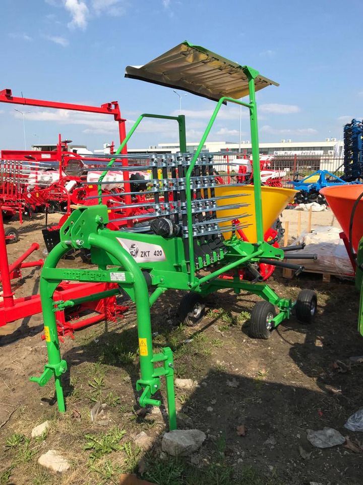 Inter-Tech Rotary Rake ZKT-420, 4.2 m - Сеноворошилка: фото 5 Inter-Tech Rotary Rake ZKT-420, 4.2 m - Сеноворошилка: фото 5