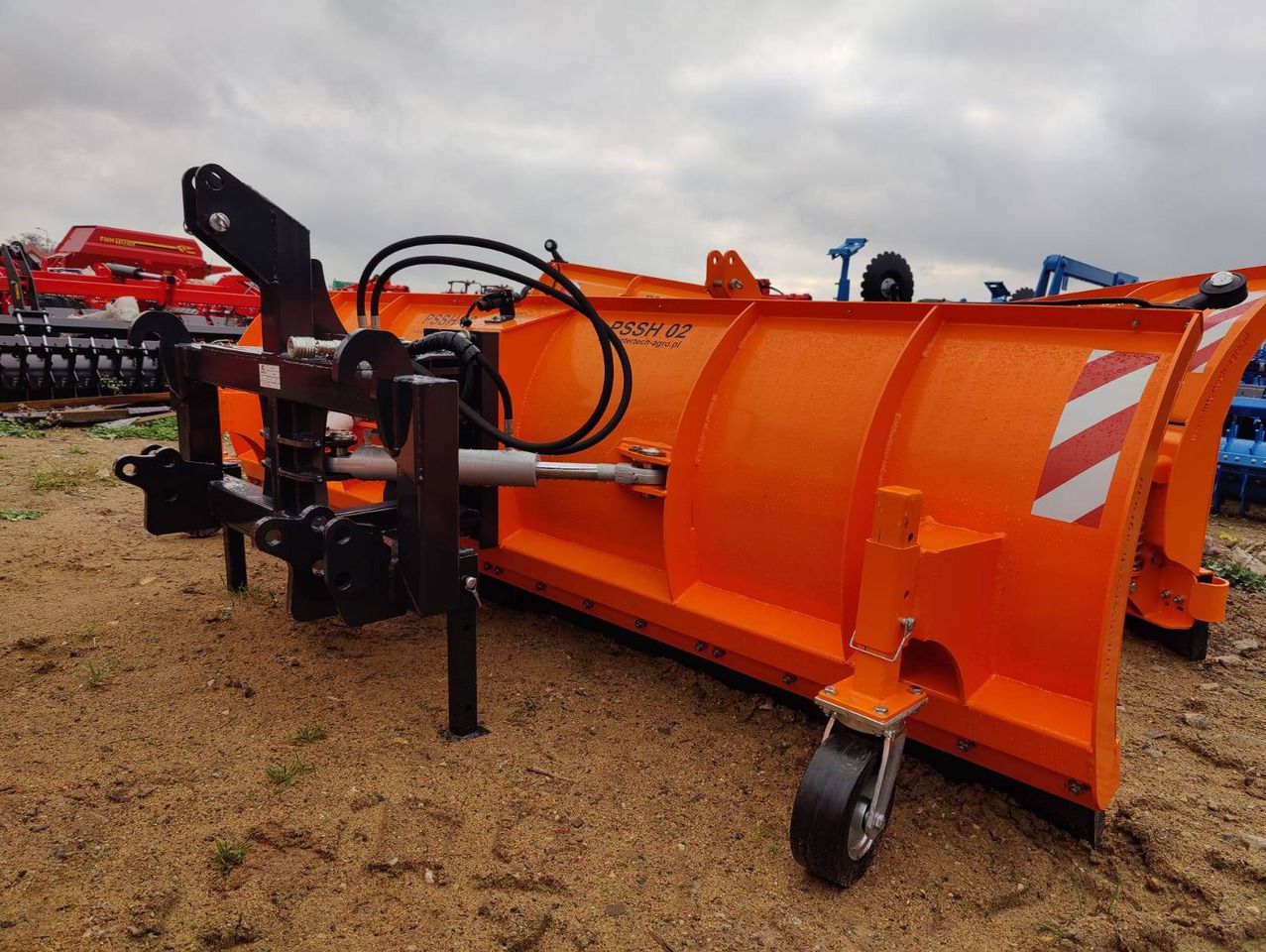 Inter-Tech Snow Plow, 2.6 m - Отвал для снега для Сельскохозяйственной техники: фото 5 Inter-Tech Snow Plow, 2.6 m - Отвал для снега для Сельскохозяйственной техники: фото 5