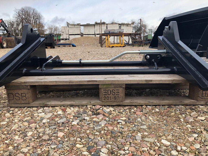 Hydrometal adapter JCB Q-FIT / EURO - Запчасти для Сельскохозяйственной техники: фото 2 Hydrometal adapter JCB Q-FIT / EURO - Запчасти для Сельскохозяйственной техники: фото 2
