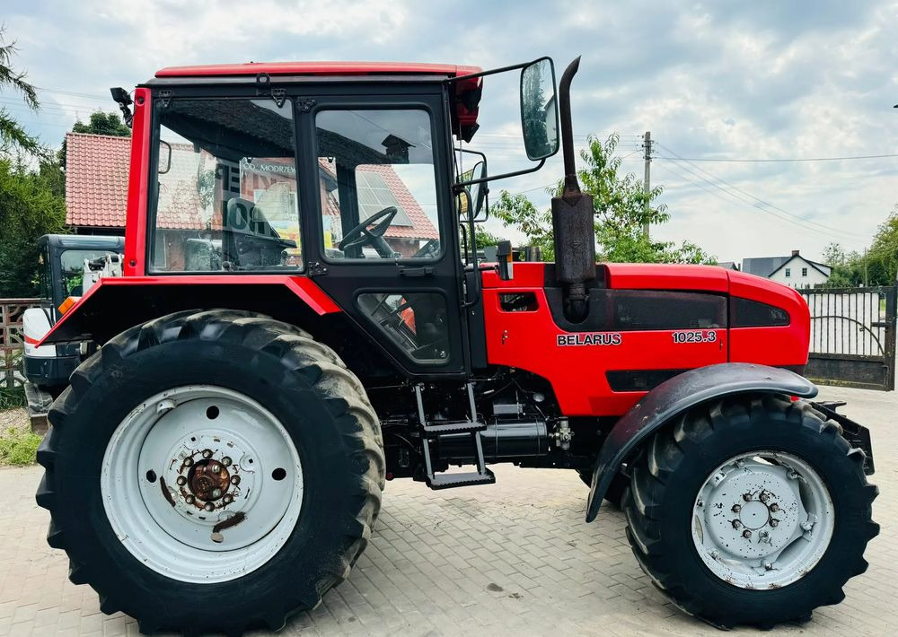 Belarus 1025.3 - Трактор: фото 4 Belarus 1025.3 - Трактор: фото 4