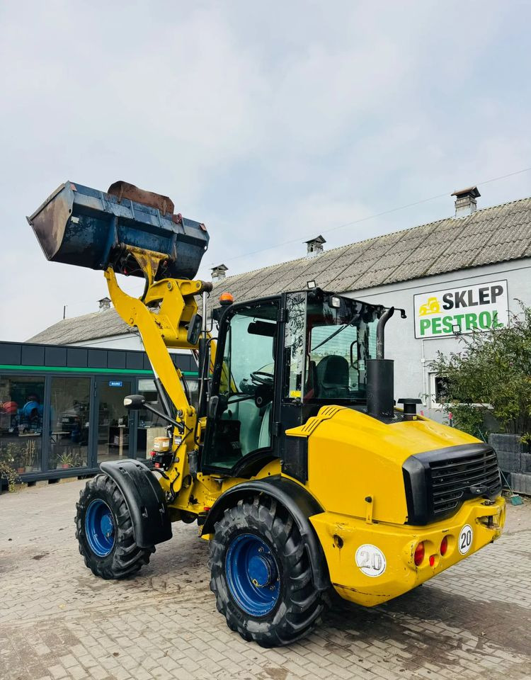 Caterpillar 908H - Колёсный погрузчик: фото 3 Caterpillar 908H - Колёсный погрузчик: фото 3