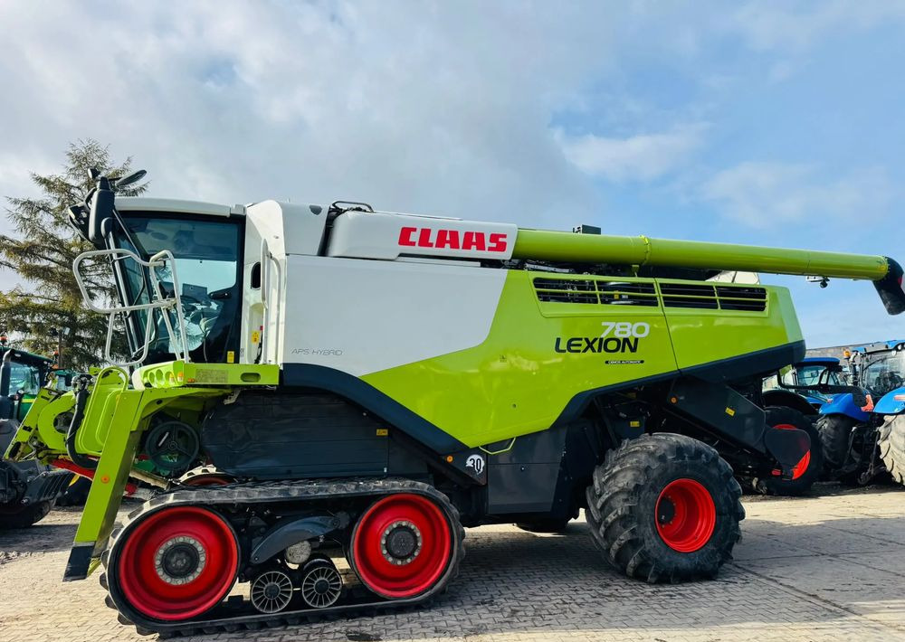 Claas Lexion 780 TT - Зерноуборочный комбайн: фото 2 Claas Lexion 780 TT - Зерноуборочный комбайн: фото 2