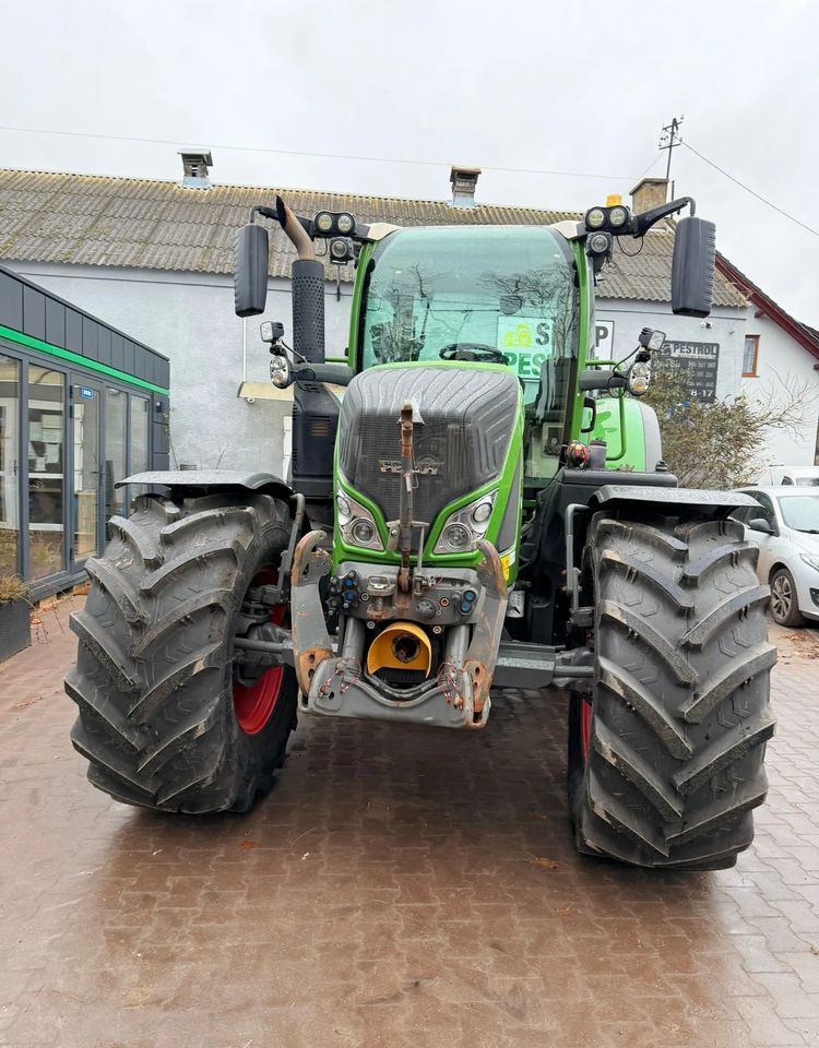 Fendt 724 Vario Profi Plus - Трактор: фото 5 Fendt 724 Vario Profi Plus - Трактор: фото 5