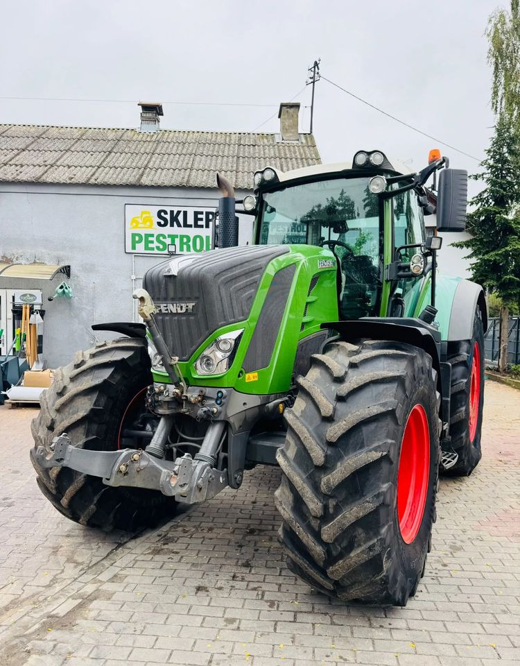 Fendt 828 Vario Profi Plus - Трактор: фото 4 Fendt 828 Vario Profi Plus - Трактор: фото 4