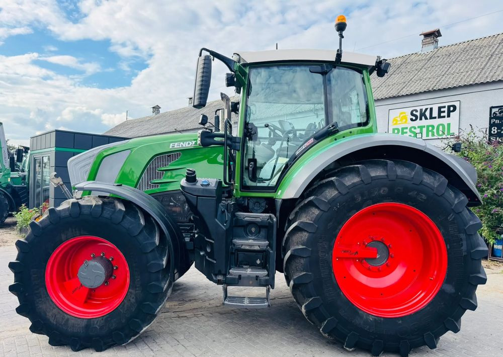 Fendt 828 Vario Profi Plus - Трактор: фото 5 Fendt 828 Vario Profi Plus - Трактор: фото 5