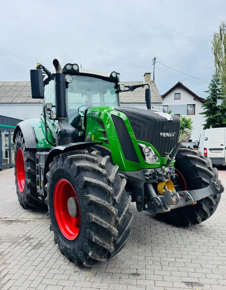 Fendt 828 Vario Profi Plus - Трактор: фото 4 Fendt 828 Vario Profi Plus - Трактор: фото 4