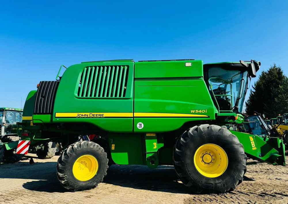 John Deere W540i - Зерноуборочный комбайн: фото 4 John Deere W540i - Зерноуборочный комбайн: фото 4