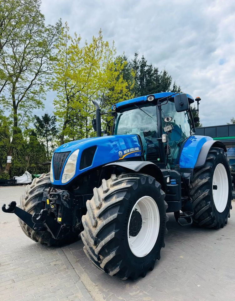 New Holland T7.260 Powercommand - Трактор: фото 1 New Holland T7.260 Powercommand - Трактор: фото 1