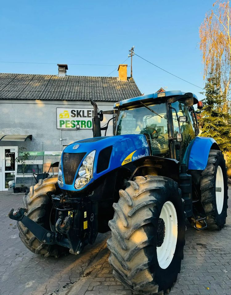 New Holland T7030 - Трактор: фото 4 New Holland T7030 - Трактор: фото 4