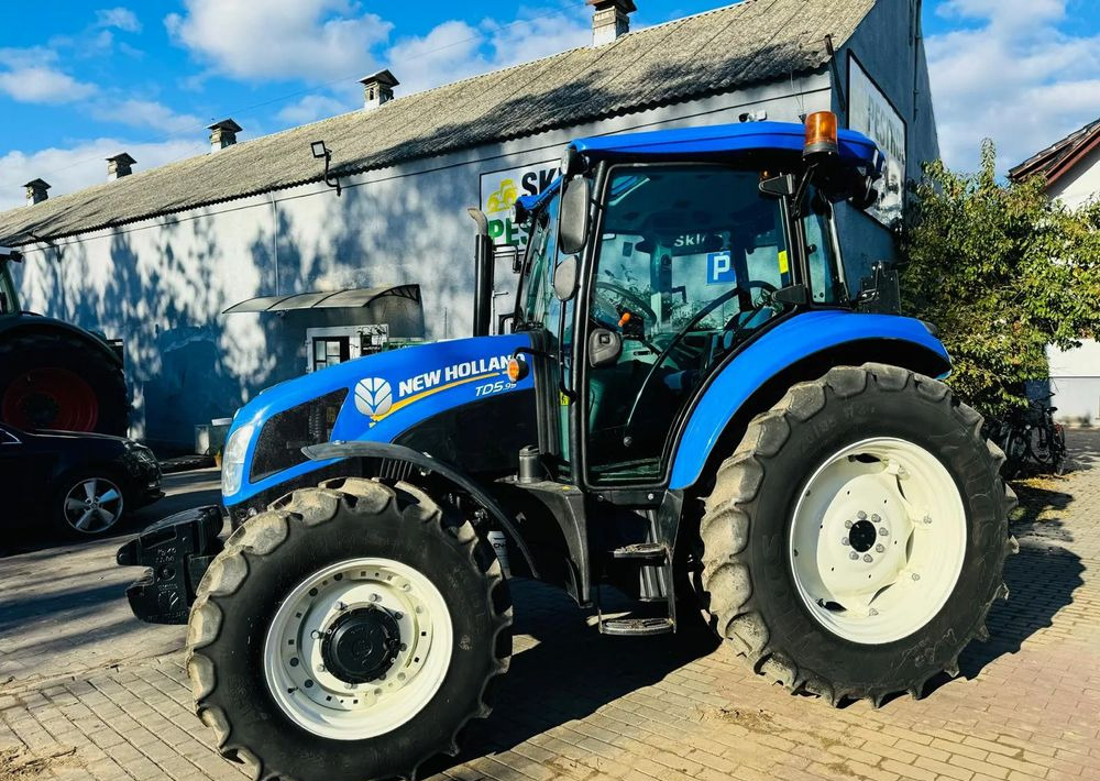 New Holland TD5.95 - Трактор: фото 4 New Holland TD5.95 - Трактор: фото 4