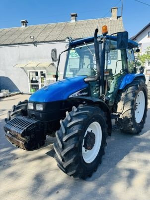 New Holland TL90 - Трактор: фото 2 New Holland TL90 - Трактор: фото 2
