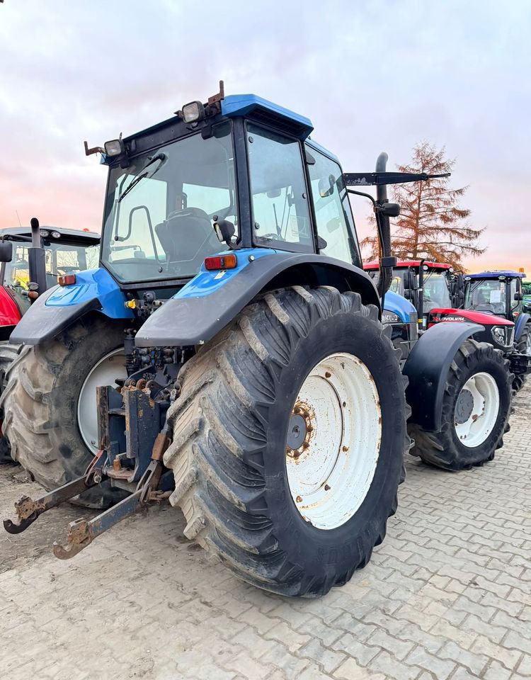 New Holland TM165 - Трактор: фото 5 New Holland TM165 - Трактор: фото 5
