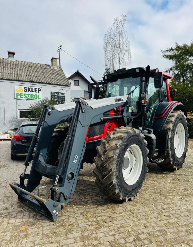 Valtra N123 HiTech - Трактор: фото 2 Valtra N123 HiTech - Трактор: фото 2