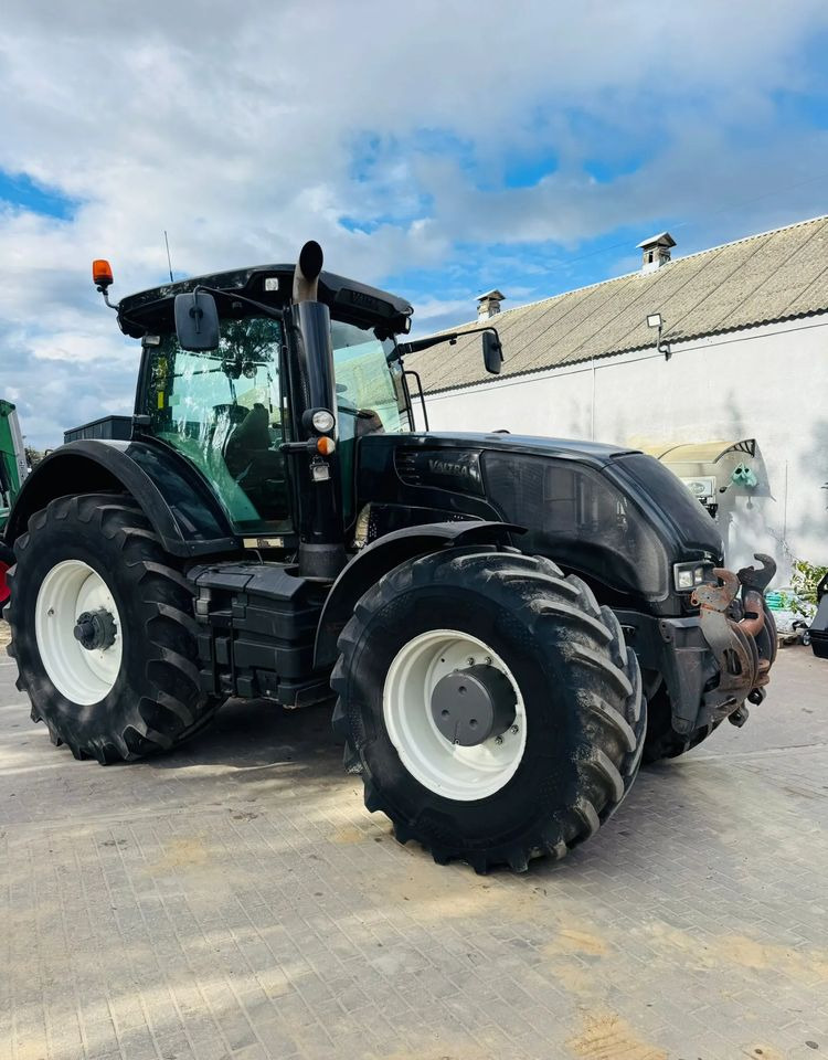 Valtra S233 - Трактор: фото 4 Valtra S233 - Трактор: фото 4
