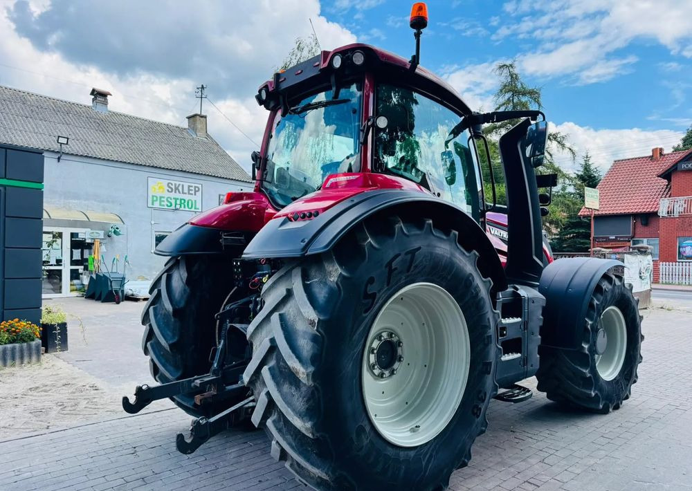 Valtra T254 - Трактор: фото 4 Valtra T254 - Трактор: фото 4