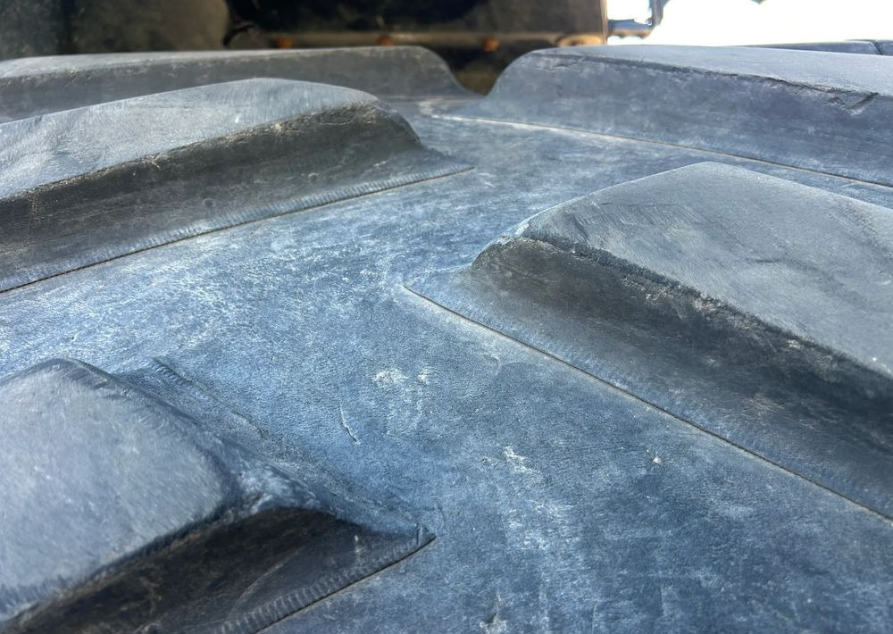 John Deere 9510 RT - Трактор: фото 3 John Deere 9510 RT - Трактор: фото 3