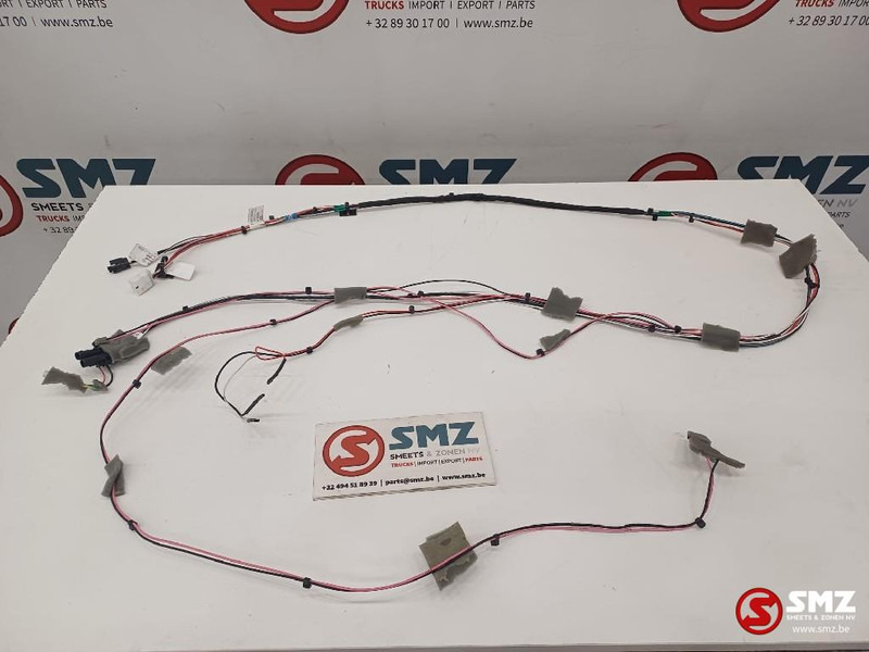 Caterpillar Lightning wire harness Caterpillar - Кабели/ Провода для Грузовиков: фото 1 Caterpillar Lightning wire harness Caterpillar - Кабели/ Провода для Грузовиков: фото 1