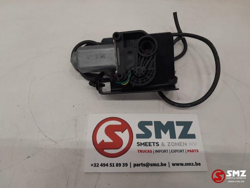 Caterpillar Windshield wiper motor caterpillar - Щетка стеклоочистителя для Погрузочно-разгрузочной техники: фото 1 Caterpillar Windshield wiper motor caterpillar - Щетка стеклоочистителя для Погрузочно-разгрузочной техники: фото 1