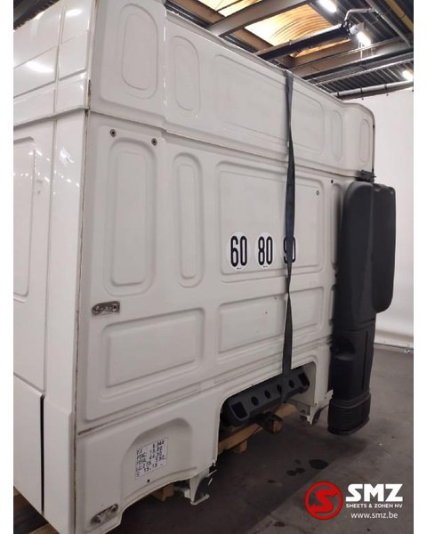 DAF Occ cabine DAF XF 106 SPACECAB EURO 6 - Кабина и интерьер для Грузовиков: фото 4 DAF Occ cabine DAF XF 106 SPACECAB EURO 6 - Кабина и интерьер для Грузовиков: фото 4
