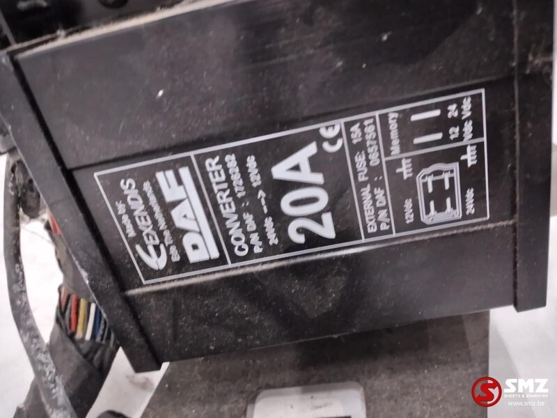 DAF Occ regeleenheid + omvormer 24V-12 V 20A Daf XF106 - Блок управления для Грузовиков: фото 4 DAF Occ regeleenheid + omvormer 24V-12 V 20A Daf XF106 - Блок управления для Грузовиков: фото 4