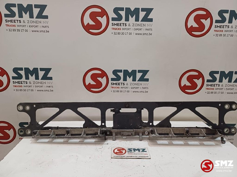 DAF Occ voordwarsligger + opstaptredes L/R DAF - Бампер для Грузовиков: фото 1 DAF Occ voordwarsligger + opstaptredes L/R DAF - Бампер для Грузовиков: фото 1