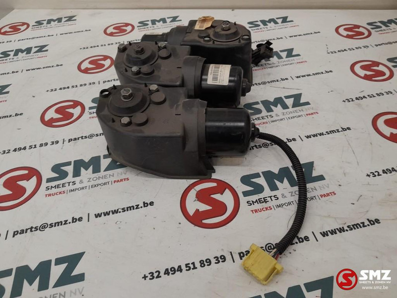 DAF Set van 3 ruitenwissermotors DAF - Щетка стеклоочистителя для Грузовиков: фото 3 DAF Set van 3 ruitenwissermotors DAF - Щетка стеклоочистителя для Грузовиков: фото 3
