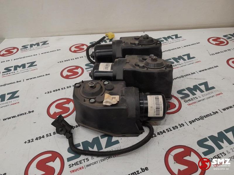 DAF Set van 3 ruitenwissermotors DAF - Щетка стеклоочистителя для Грузовиков: фото 2 DAF Set van 3 ruitenwissermotors DAF - Щетка стеклоочистителя для Грузовиков: фото 2